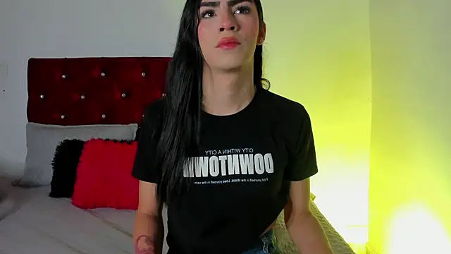 Isabella Moon9 online show from June 2026 11:37:02 AM