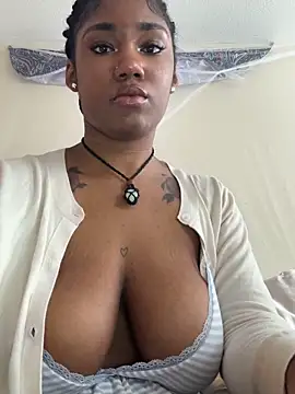 Snapshot of Ebonythroat777 chatting on June 2026 07:04:02 PM Ebonythroat777 online show from June 2026 07:04:02 PM