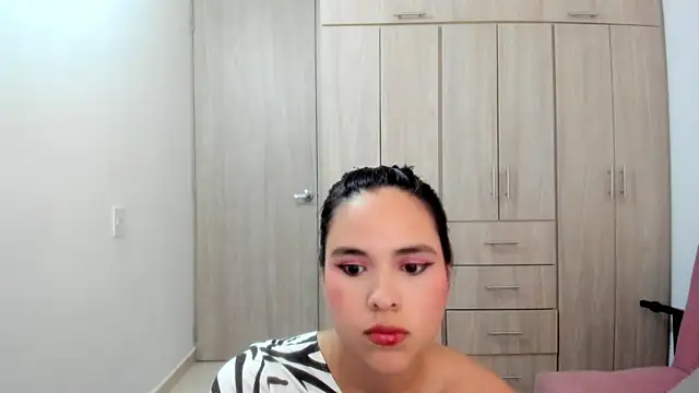 Snapshot of Hannakitten77 chatting on February 2026 10:36:01 PM Hannakitten77 online show from February 2026 10:36:01 PM