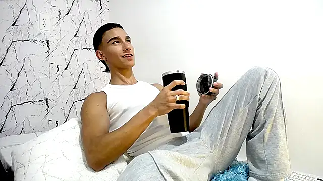 Snapshot of BabyAndy_ chatting on July 2026 10:53:02 PM BabyAndy online show from July 2026 10:53:02 PM