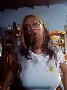 kuramaqueen online show from April 2026 09:34:01 PM