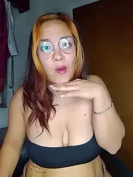 Snapshot of kuramaqueen chatting on July 2026 06:06:02 AM kuramaqueen online show from July 2026 06:06:02 AM