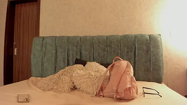 Snapshot of Aleera_Walton chatting on February 2026 07:57:02 PM Aleera Walton online show from February 2026 07:57:02 PM