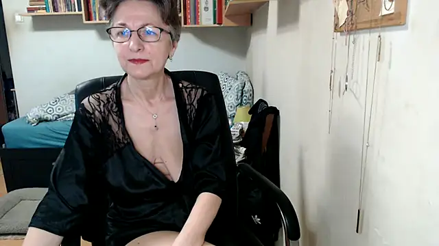 katemodel online show from September 2025 06:57:02 AM