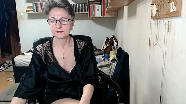 katemodel online show from October 2025 07:07:01 AM