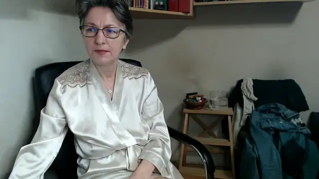 katemodel online show from December 2025 07:47:01 AM