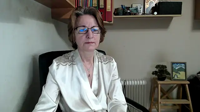 Snapshot of katemodel chatting on April 2026 06:28:02 AM katemodel online show from April 2026 06:28:02 AM
