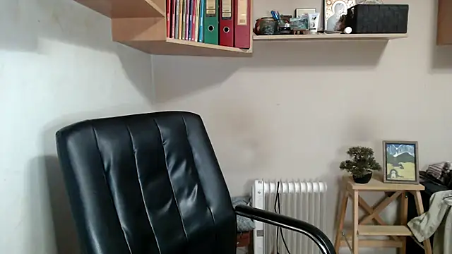Snapshot of katemodel chatting on April 2026 07:03:02 AM katemodel online show from April 2026 07:03:02 AM