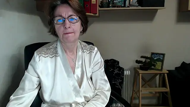 Snapshot of katemodel chatting on June 2026 06:49:02 AM katemodel online show from June 2026 06:49:02 AM