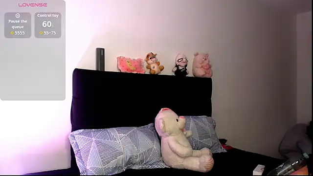 Snapshot of angel_naturall chatting on February 2026 05:49:02 PM angel naturall online show from February 2026 05:49:02 PM