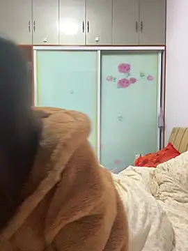 Snapshot of BIGBABYYEYE chatting on February 2026 02:43:02 PM BIGBABYYEYE online show from February 2026 02:43:02 PM