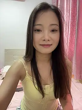 Snapshot of BIGBABYYEYE chatting on May 2026 06:18:02 AM BIGBABYYEYE online show from May 2026 06:18:02 AM