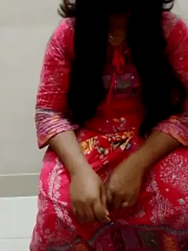 angel-rosse online show from April 2026 08:01:02 PM