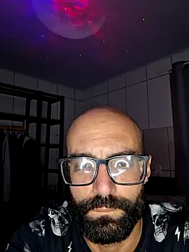 Snapshot of Robsonitj90 chatting on May 2026 11:21:01 PM Robsonitj90 online show from May 2026 11:21:01 PM