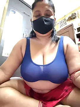 Curvy Trisha online show from April 2026 07:26:01 PM