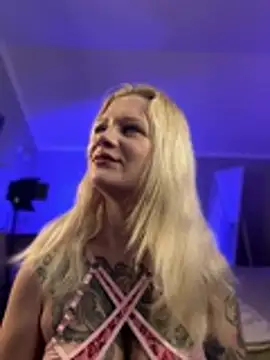 Snapshot of BlondeDoll_ chatting on February 2026 05:19:02 AM BlondeDoll online show from February 2026 05:19:02 AM