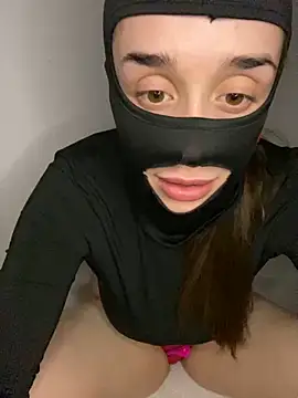 Snapshot of Mishelxxx2 chatting on February 2026 10:09:01 PM Mishelxxx2 online show from February 2026 10:09:01 PM