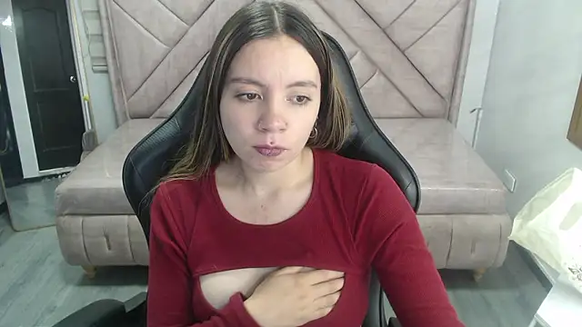 Snapshot of Eco_deluna_v chatting on February 2026 01:07:02 PM Eco deluna v online show from February 2026 01:07:02 PM