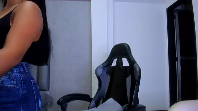 Snapshot of Shirleytaylor- chatting on February 2026 11:20:02 AM Shirleytaylor- online show from February 2026 11:20:02 AM