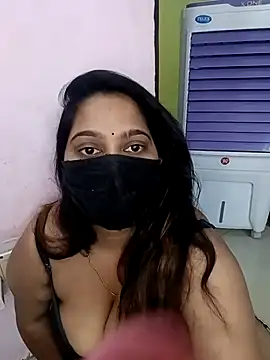 Aliya Hott online show from May 2026 06:19:01 AM