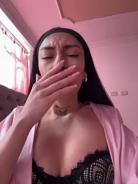 Snapshot of Bonny_Eva chatting on May 2026 05:32:02 PM Bonny Eva online show from May 2026 05:32:02 PM