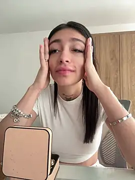 Snapshot of Bonny_Eva chatting on June 2026 02:54:01 PM Bonny Eva online show from June 2026 02:54:01 PM