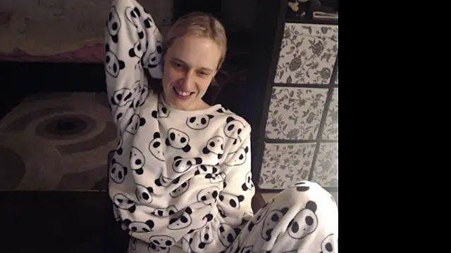 Snapshot of Your_guilty_pleasure1 chatting on February 2026 02:19:02 AM Your guilty pleasure1 online show from February 2026 02:19:02 AM