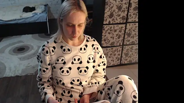 Snapshot of Your_guilty_pleasure1 chatting on March 2026 06:43:01 PM Your guilty pleasure1 online show from March 2026 06:43:01 PM