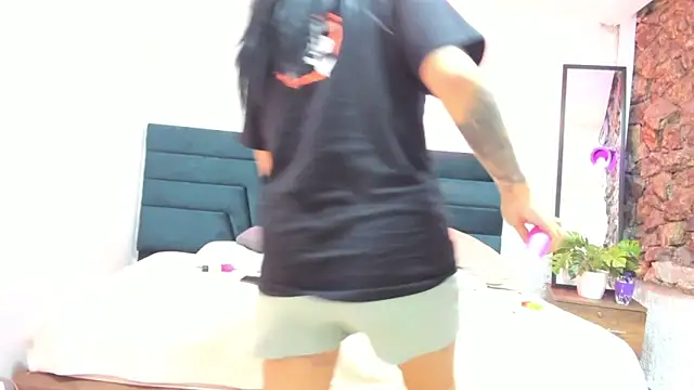 Snapshot of Dahliablack chatting on January 2026 07:11:01 PM Dahliablack online show from January 2026 07:11:01 PM