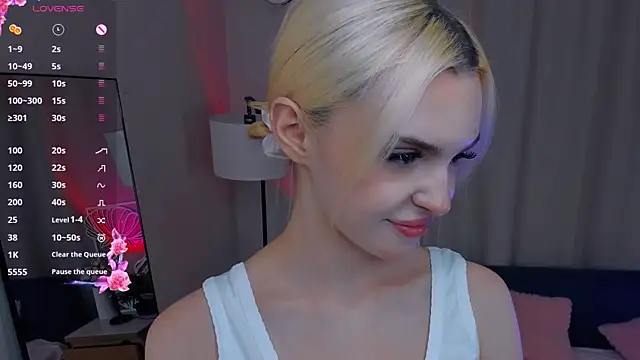 PatricePerlow online show from April 2026 07:44:01 PM