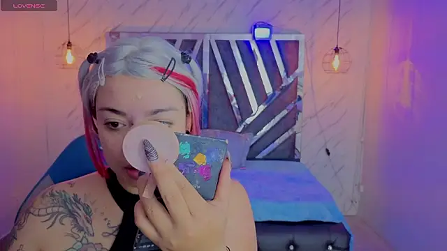  Vermell  online show from March 2026 07:08:02 PM