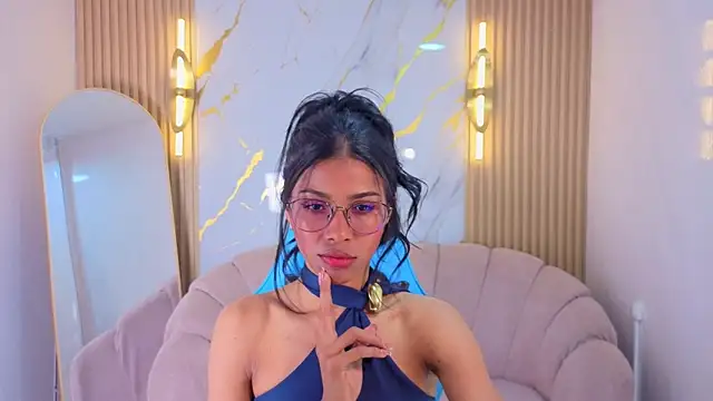 Alina b  online show from April 2026 08:03:01 PM