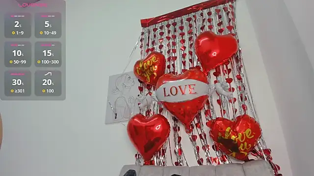 velvetluna  online show from February 2026 11:33:01 AM