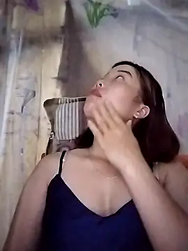 Ella-aa online show from March 2026 09:40:01 PM