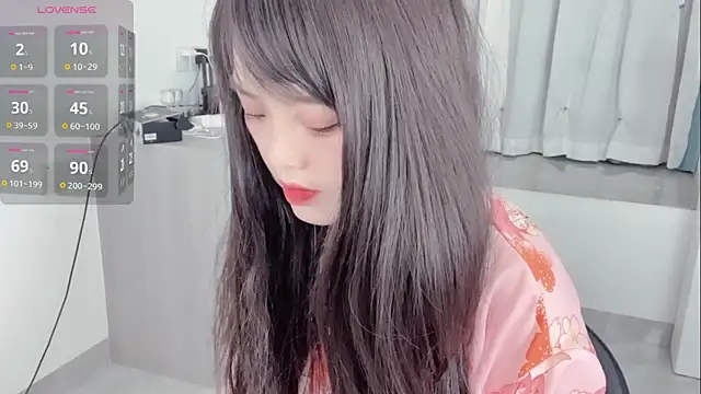 Snapshot of xianxian-baby chatting on May 2026 05:11:01 PM xianxian-baby online show from May 2026 05:11:01 PM