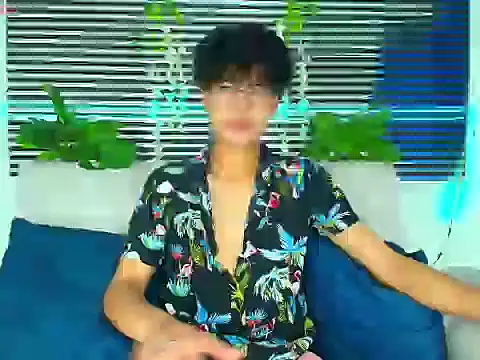 ThiiagoSaeenz online show from February 2026 02:23:01 PM