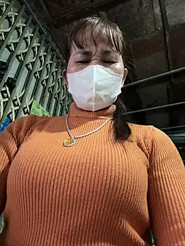 Snapshot of YANINA120 chatting on February 2026 10:29:01 AM YANINA120 online show from February 2026 10:29:01 AM