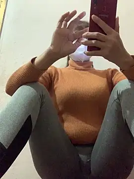 Snapshot of YANINA120 chatting on February 2026 02:04:02 PM YANINA120 online show from February 2026 02:04:02 PM