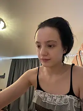 MiaTee online show from February 2026 04:50:02 AM