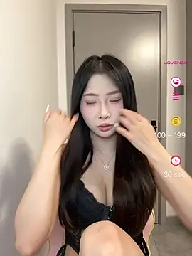 Snapshot of liubaobao666 chatting on May 2026 02:44:02 PM liubaobao666 online show from May 2026 02:44:02 PM