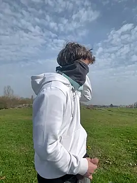 leoooooo88888 online show from March 2026 10:31:01 AM