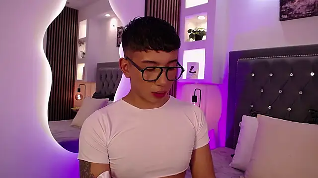 Fancy Vixen online show from March 2026 04:29:01 AM