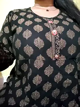 PARI51 online show from February 2026 08:39:01 PM