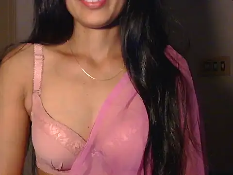 Snapshot of Qute_flora chatting on June 2026 05:51:01 PM Qute flora online show from June 2026 05:51:01 PM