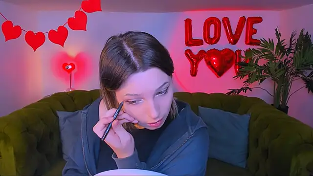 Snapshot of meowseduce chatting on February 2026 01:38:02 PM meowseduce online show from February 2026 01:38:02 PM