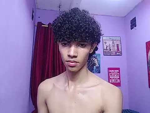 bigcock twinks online show from February 2026 05:27:01 AM