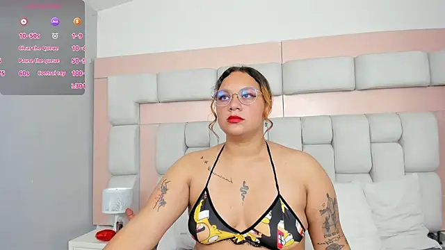 Snapshot of Laurent_glass chatting on February 2026 12:48:02 PM Laurent glass online show from February 2026 12:48:02 PM