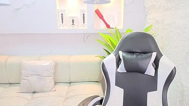 Snapshot of aurora_tp chatting on February 2026 02:32:01 AM aurora tp online show from February 2026 02:32:01 AM