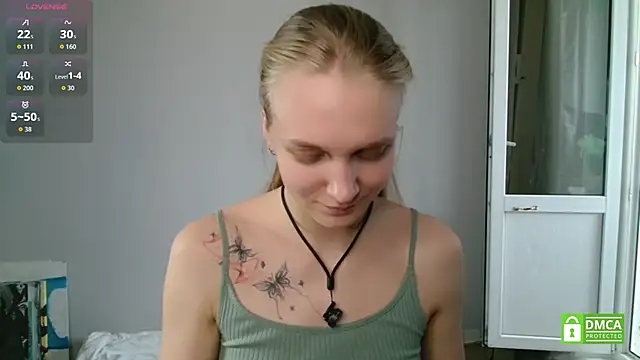 Snapshot of Alex-wer chatting on June 2026 01:11:01 PM Alex-wer online show from June 2026 01:11:01 PM