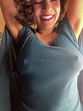 eva luz online show from July 2026 03:19:02 PM